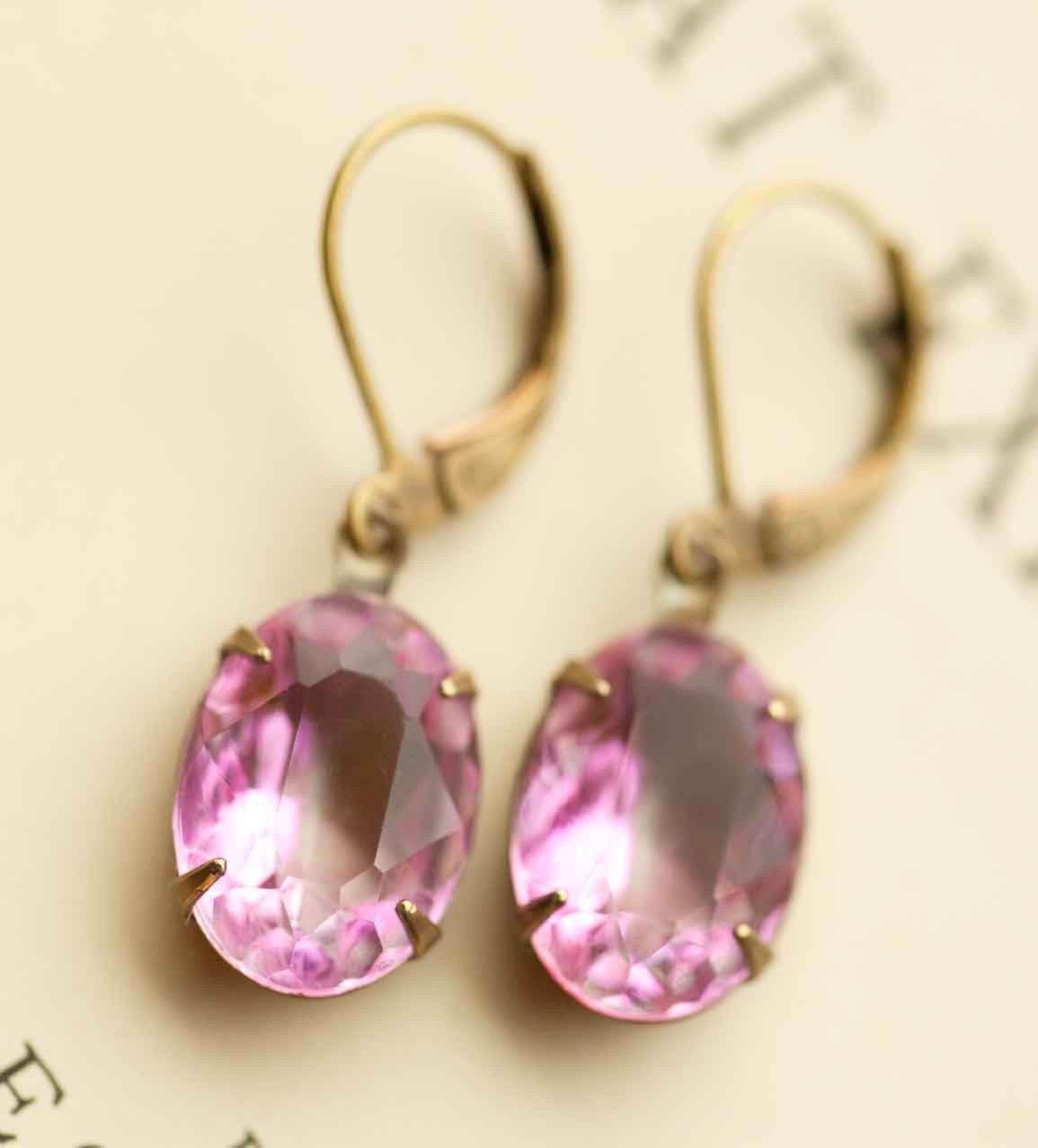 Estate Style Vintage Pink Earrings Glass Oval Jewel - Holiday sparkle