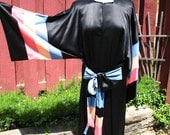 SALE Vintage 40s / wwii / Silk / Kimono / Black / Color Block / Robe / Lingerie / with Matching Belt