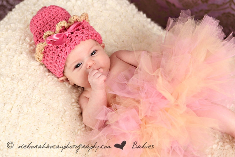 Newborn Infant Baby's 1st Tutu for Photo Props, Baby Shower Gifts, or Welcome Home