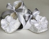 Toddler shoes - Flower Girl Ballet Flat - Ballet Slipper - Silver & White Metallic Brocade - Baby Sizes also avil.Baby Souls Baby Shoes