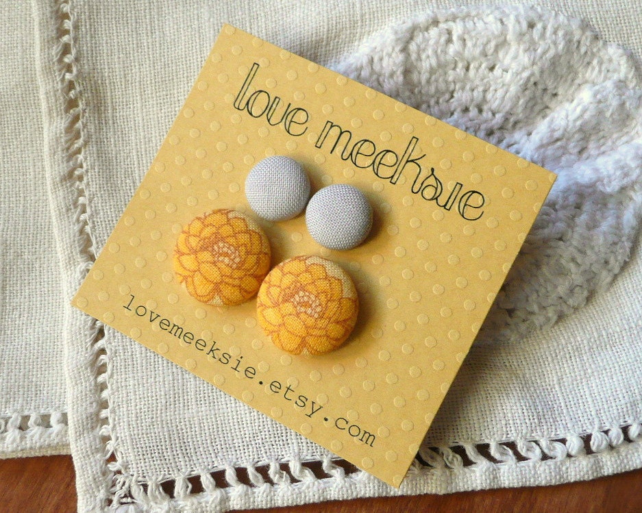 delightful dahlia - vintage-inspired - fabric-covered button earrings - set of 2
