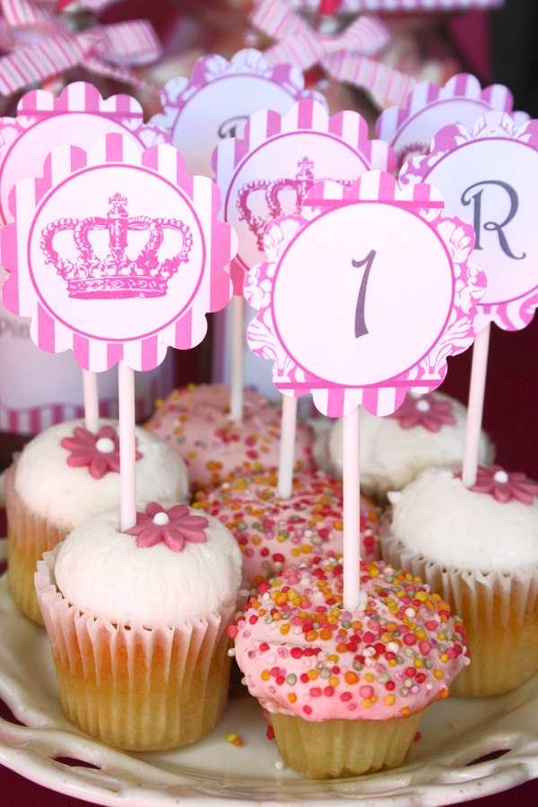 Princess Party Circles/Cupcake Toppers - Girls Birthday Party - DIY PRINTABLE FILE by Sassaby Il_570xn