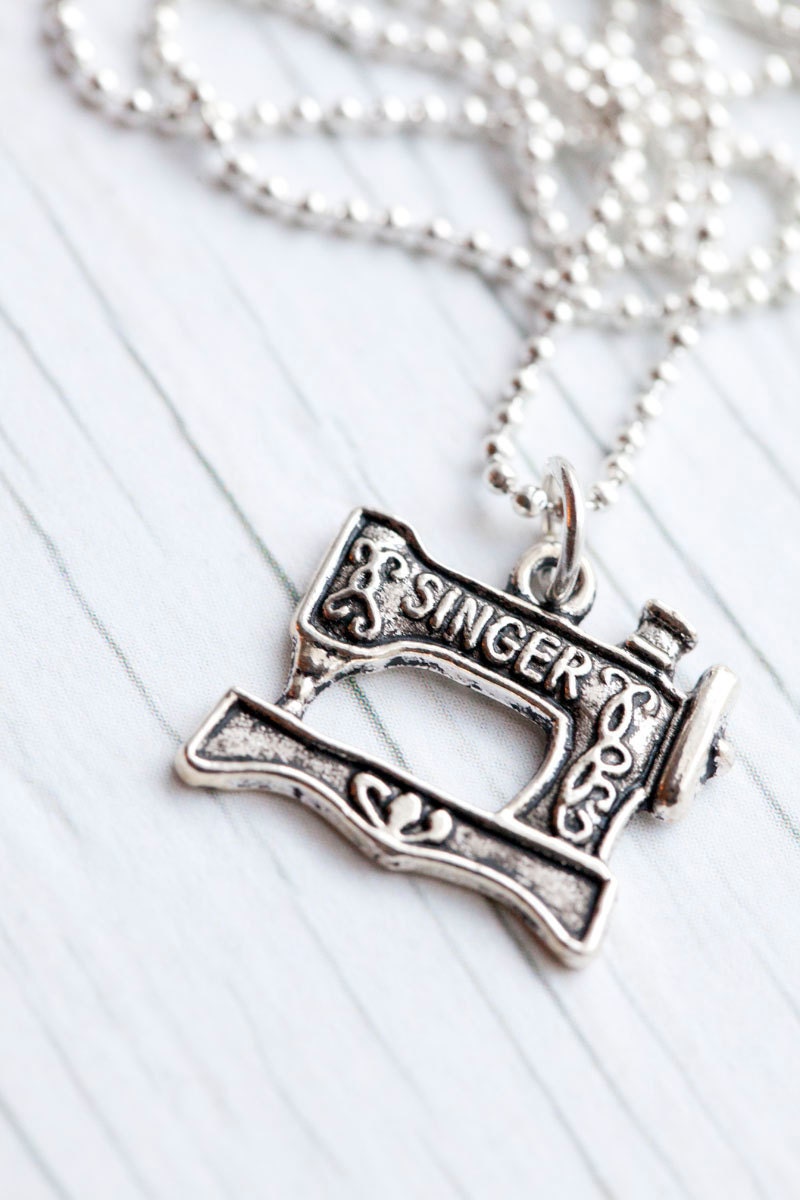 Singer pendant . Sewing machine . Ball chain . Cute . Gift . Only 1 left