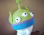 Toy Story Alien Crochet Hat pattern PDF - DIY - newborn to adult sizes included in the pattern