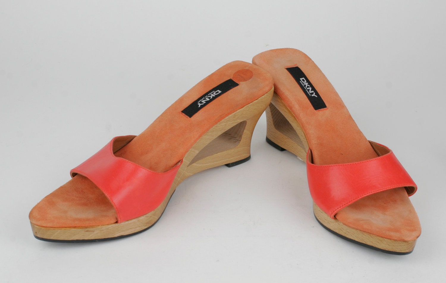 Vintage DKNY Leather and Platform Wooden Mules in Pumpkin Orange  - Size 7 - Made in Spain