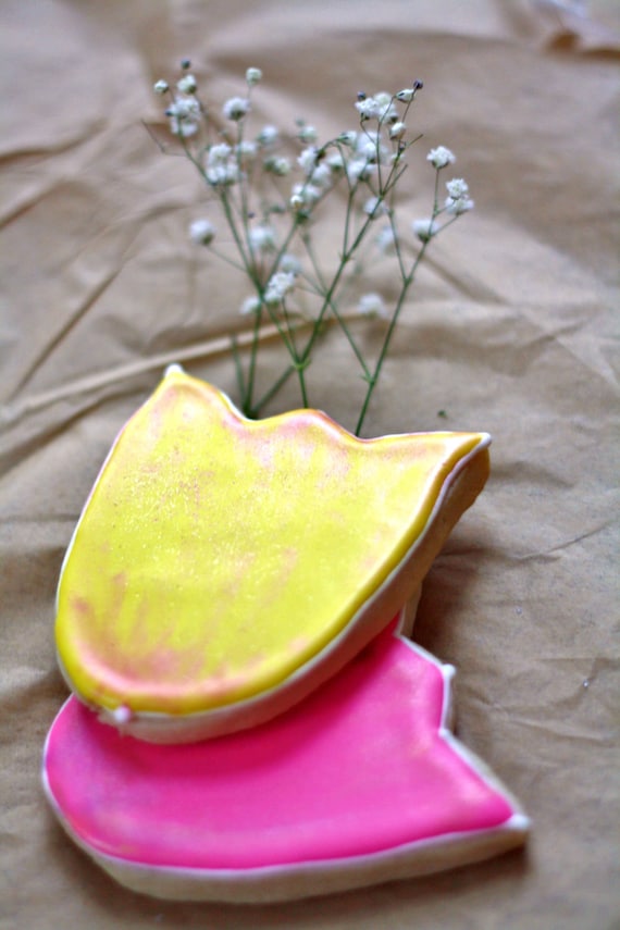 Tulip Flower Decorated Sugar Cookies - Spring Celebrations