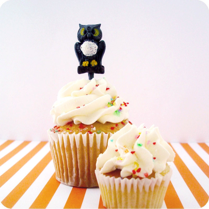 owl  Cupcake  Toppers Picks Spooky 12 cupcakes Owl Inspired Cupcake vintage  Vintage