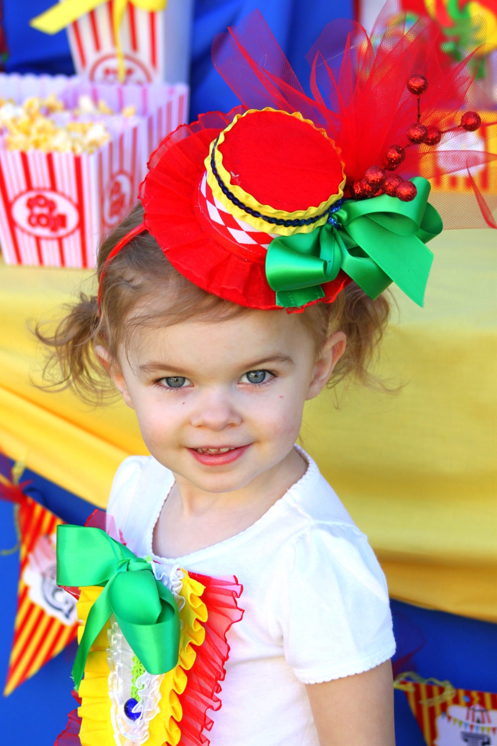 MINI TOP Hat- "RUBY" a Top Hat for Circus party, Girl Birthday, Mad Hatter, Carnival, Lady, Woman - Krown Kreations Il_570xn