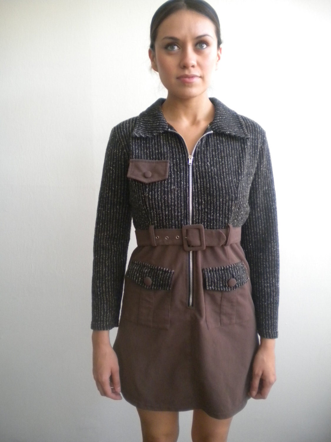 Vintage MOD Mini DRESS - attached belt, zip up, 60s