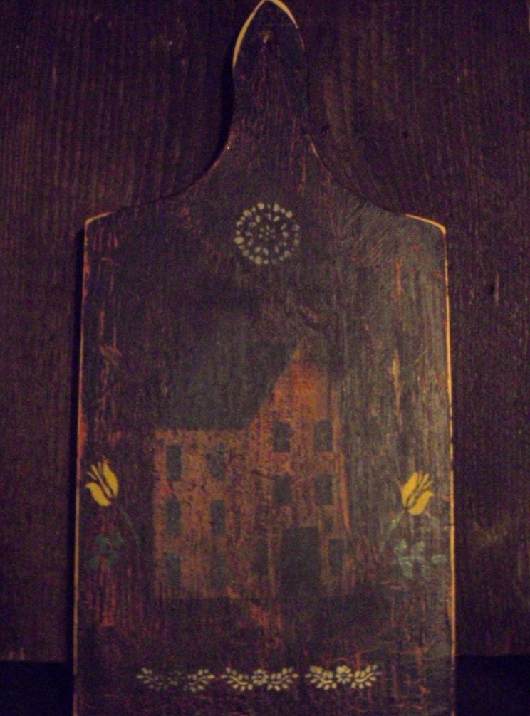 Distressed Salt Box and Tulips Wall Board