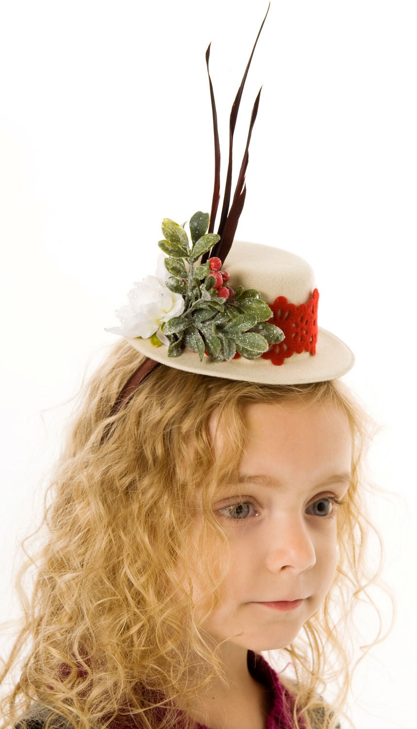 Blitzen Beauty Mini Top Hat Headband - Beige & Red: Fits toddler to adult Il_570xn