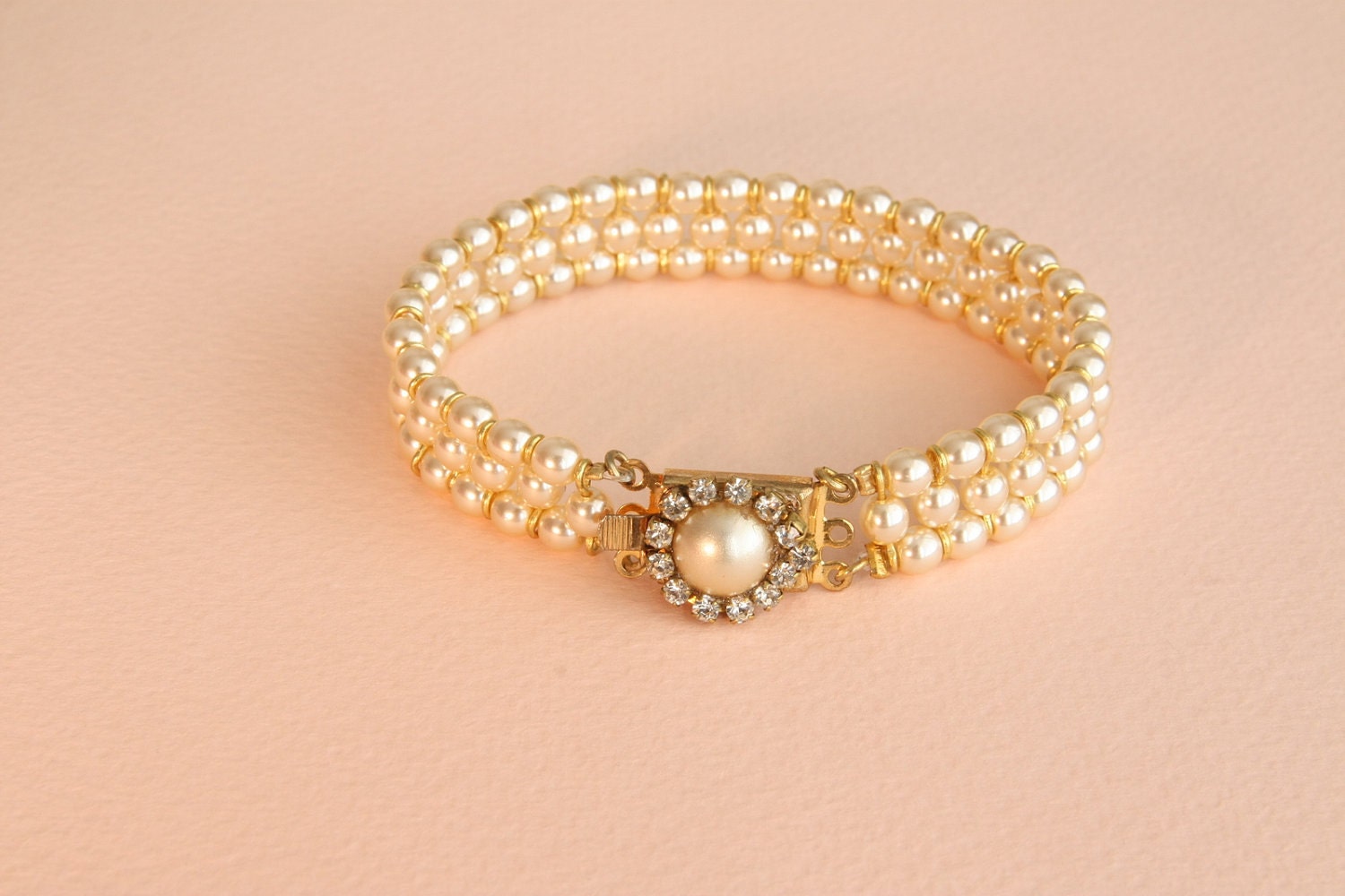 Bridal Bracelet, Bridal Jewelry, Vintage bridal crystal pearl wedding bracelet, Cuff Bracelet, Victorian Wedding jewelry, Rhinestone Pearls