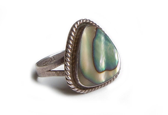 60s Vintage Ring Silver Abalone Shell Hippie Boho Size 8