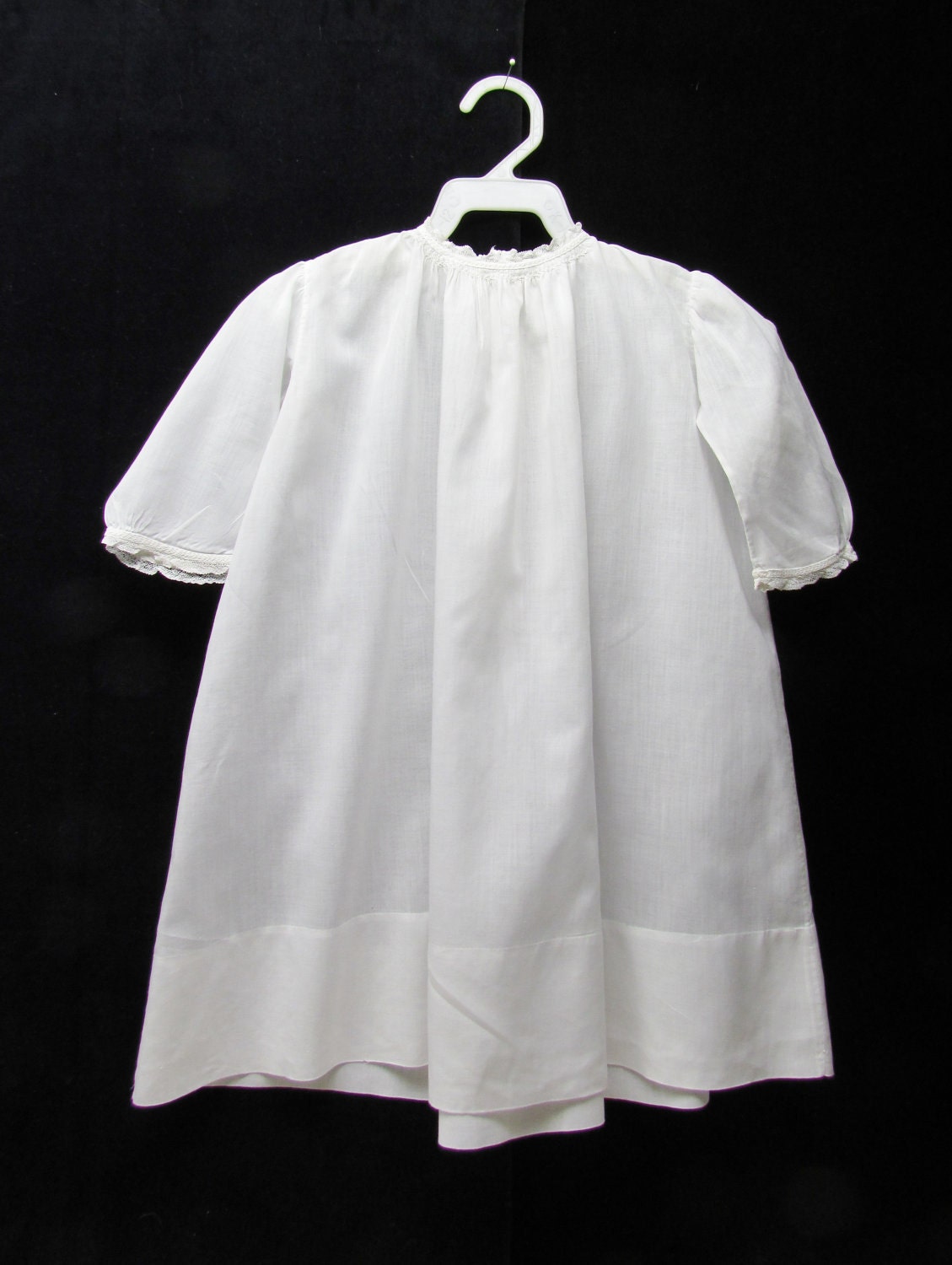 Vintage white batiste infant dress - c.1900 baby dress