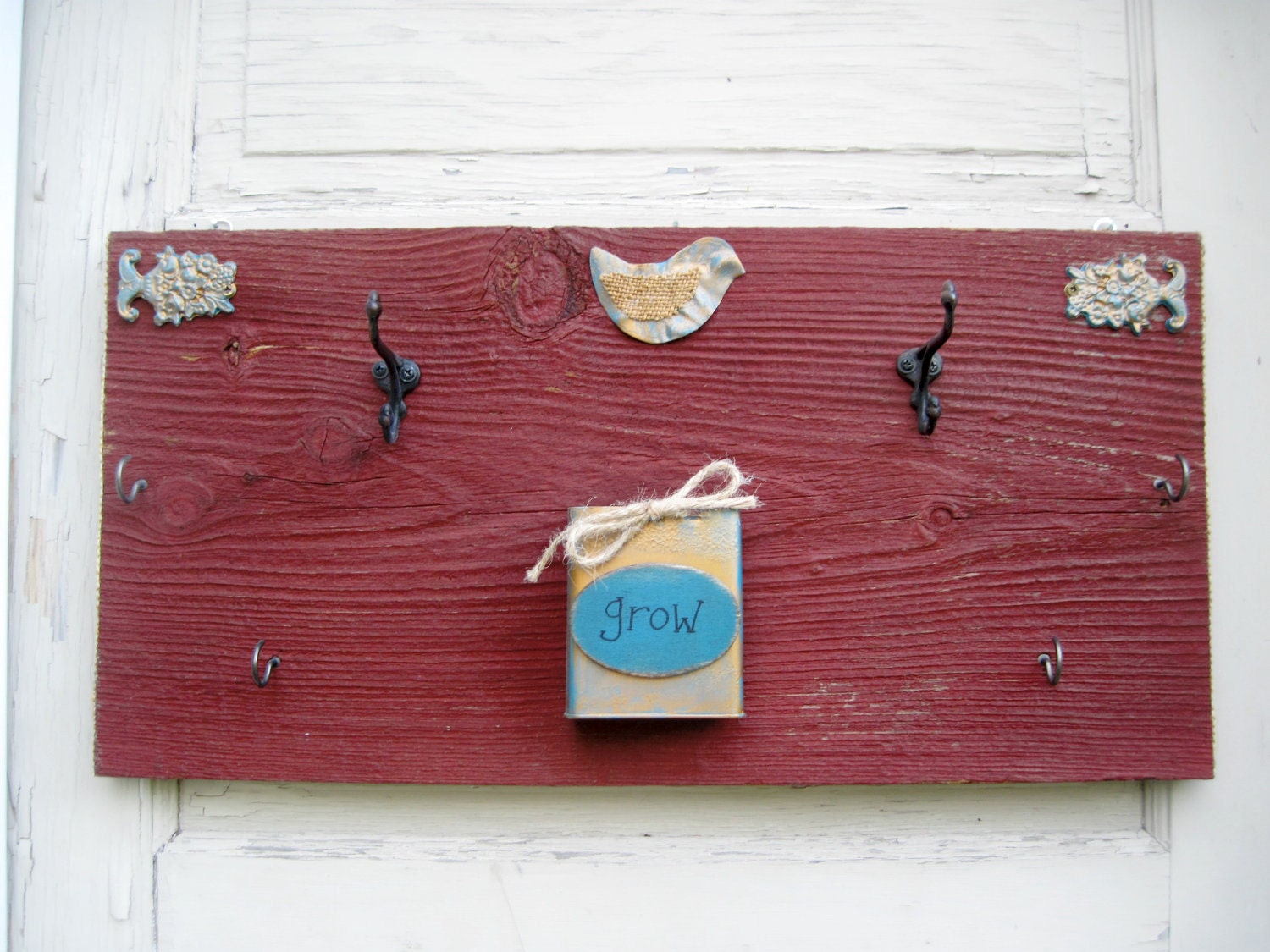 Garden Decor Rustic Barn Board Outdoor Garden Storage Organizer Primitive Planting Tool  Barn Red Cast Iron Hooks