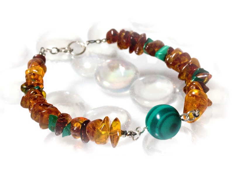 Amber bracelet, cognac with green malachite