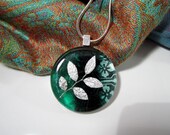 Red Huckleberry (Vaccinium parvifolium) Leaf Necklace
