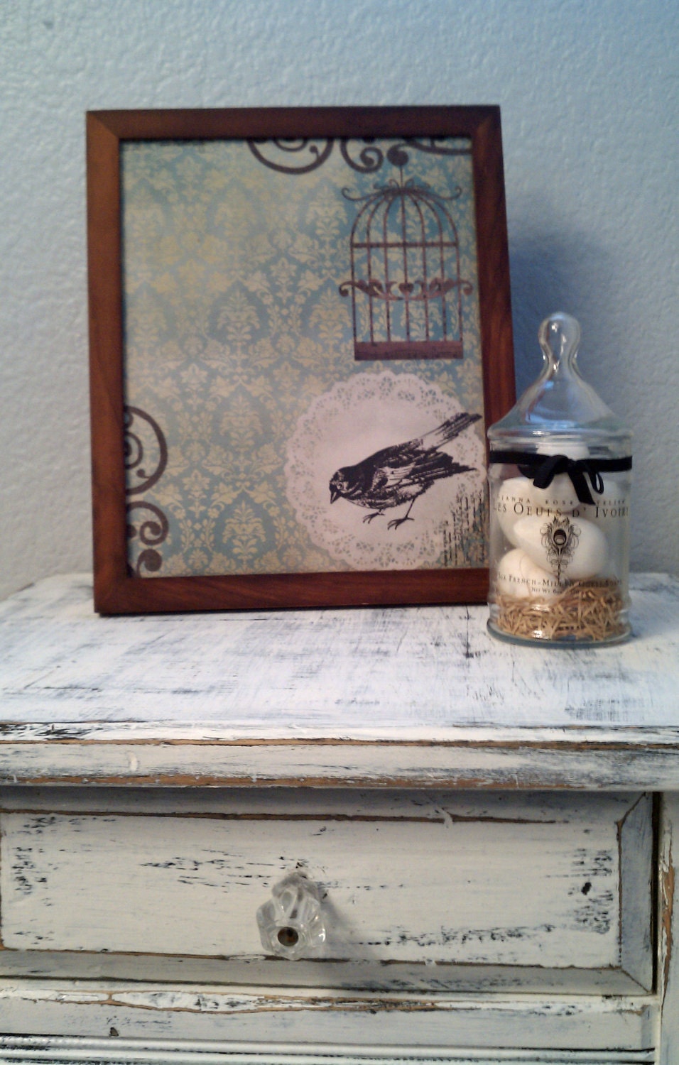Magnetic photo board with vintage-inspired birdcage print, medium wood frame