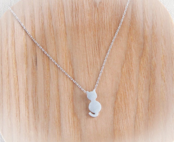 tiny cat necklace in gold / silver