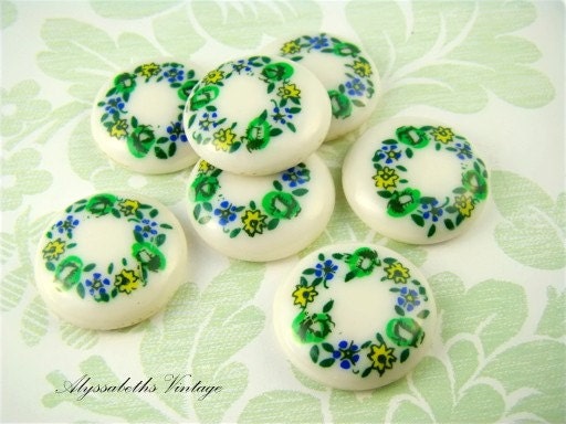 Vintage 19mm Flower Wreath Cabochons Green & Blue Vintage Lucite Decal (3)