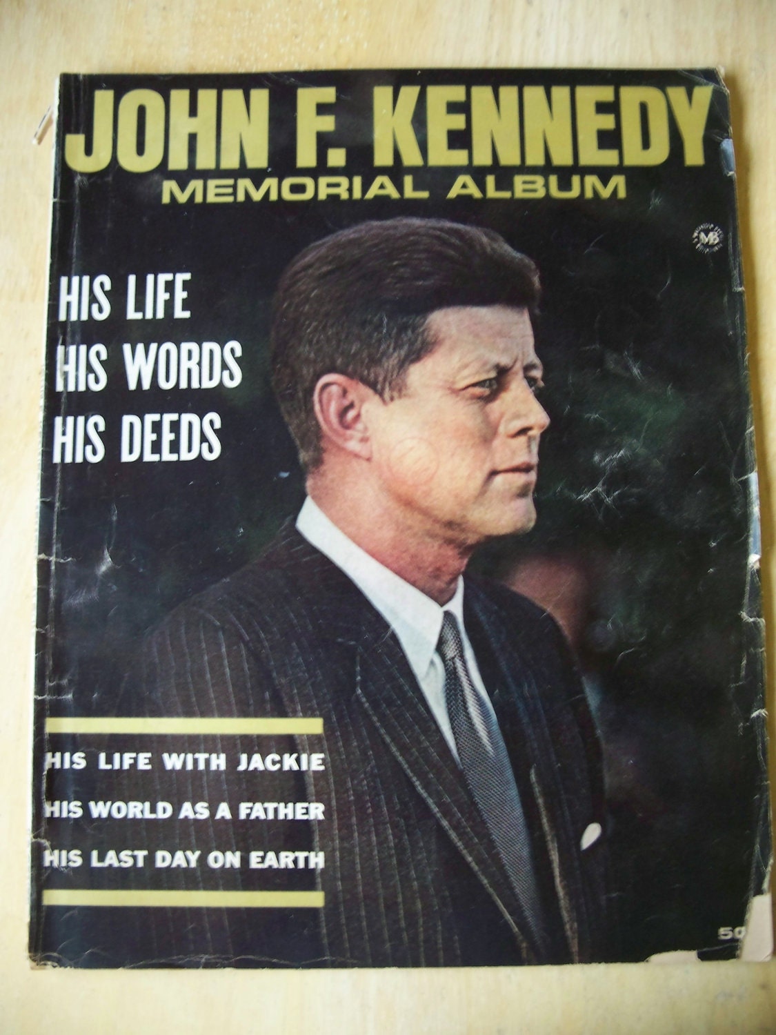 John F Kennedy Memorial Album Magazine 1964