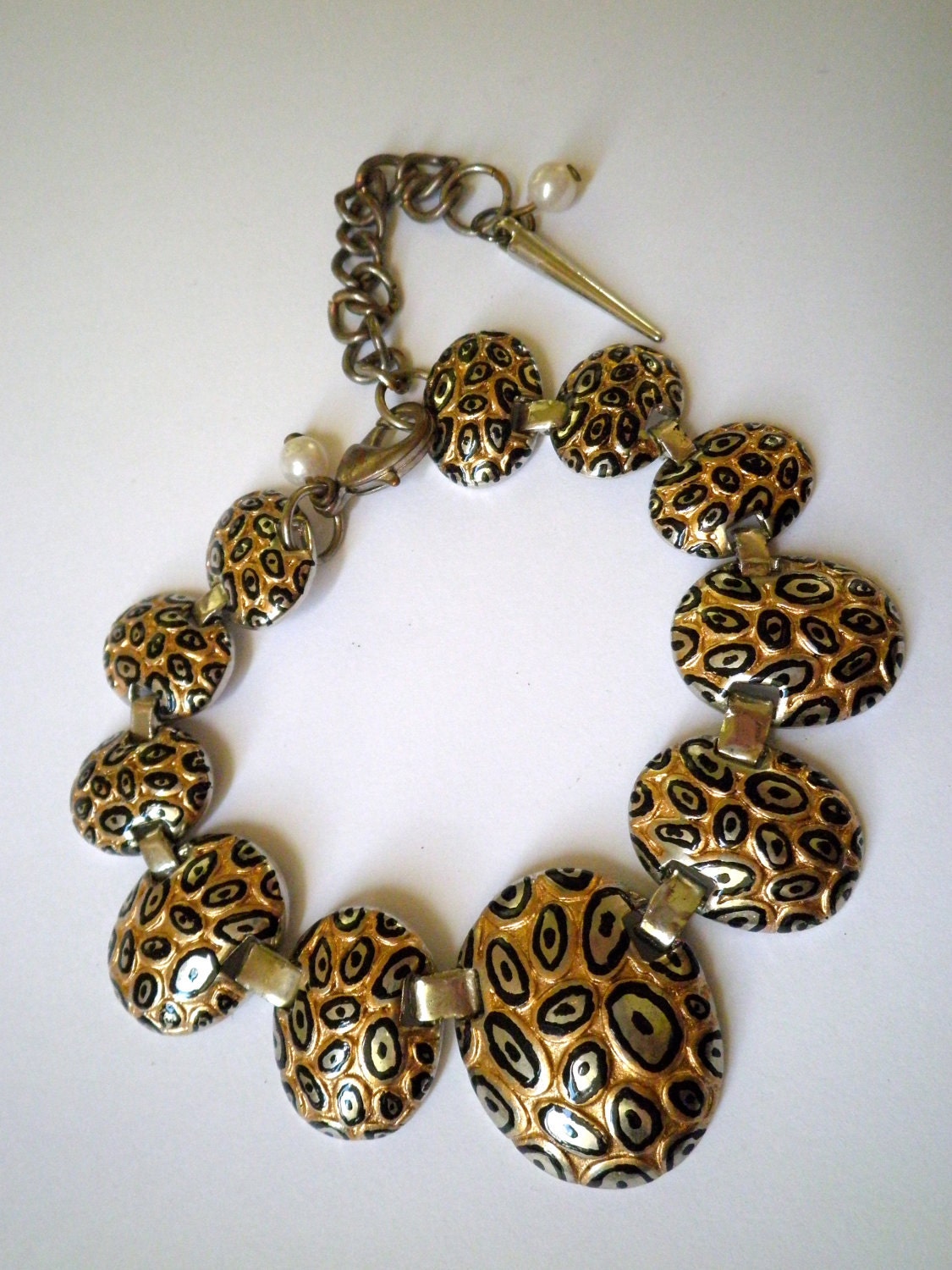 A hundred eyes bracelet.