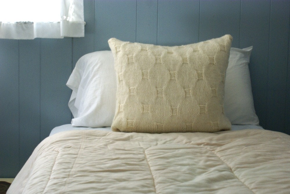 Handmade Knit Pillow Sham - Cobblestone Texture - 18"