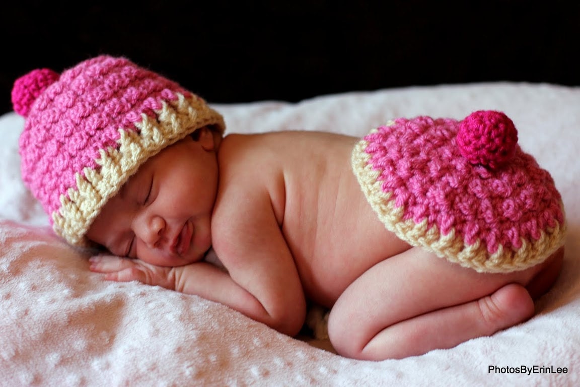 Baby Hat CROCHET PATTERN Cupcake Hat and Bum Cover