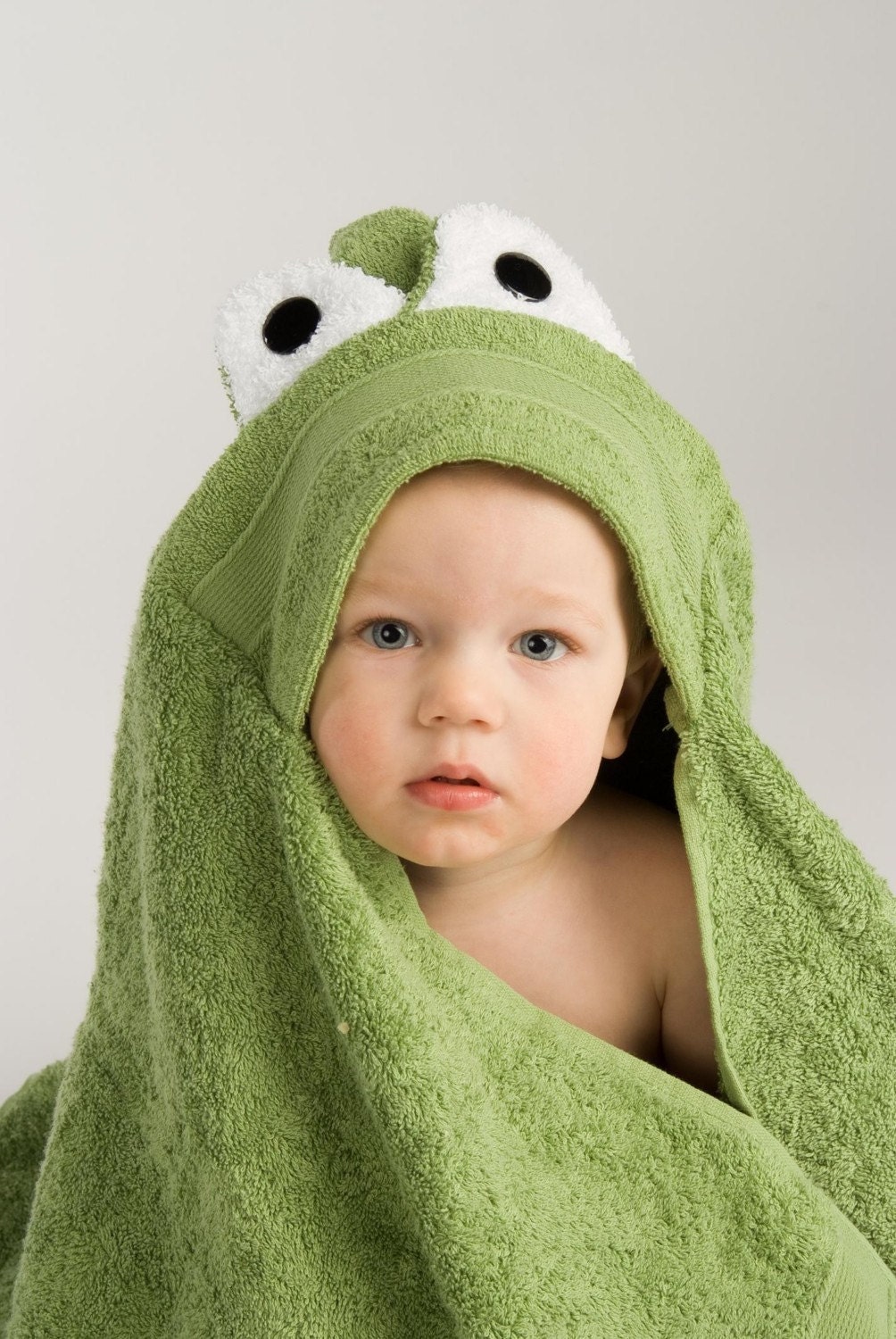 PERSONALIZED Frog Hooded Towel