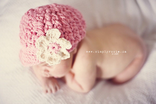 Pink Crochet Baby Hats with Flowers, Baby Girl Hat in Cotton, Baby Accessories, 0 to 3 Months