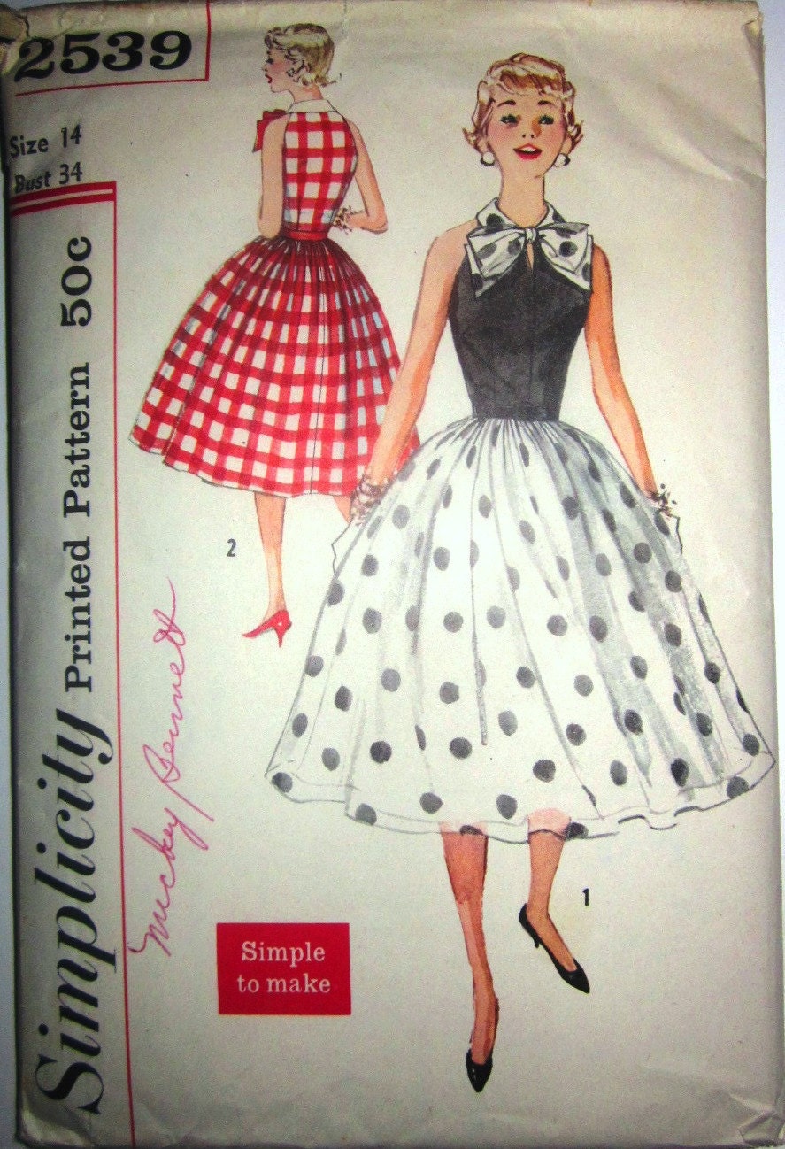 Simplicity 2539 Full Dress Pattern 1950s Vintage