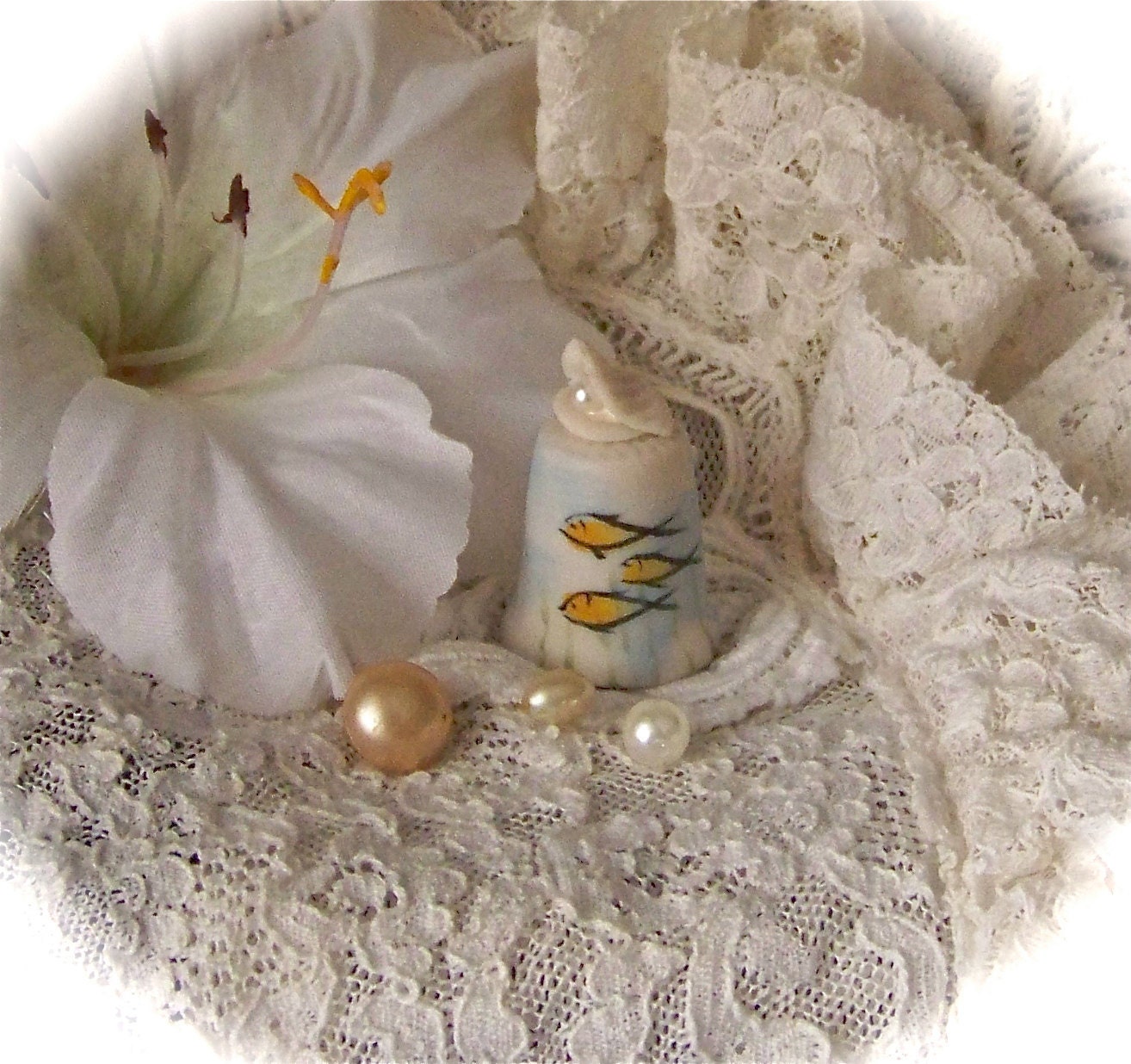 Vintage Porcelain Pearl Thimble
