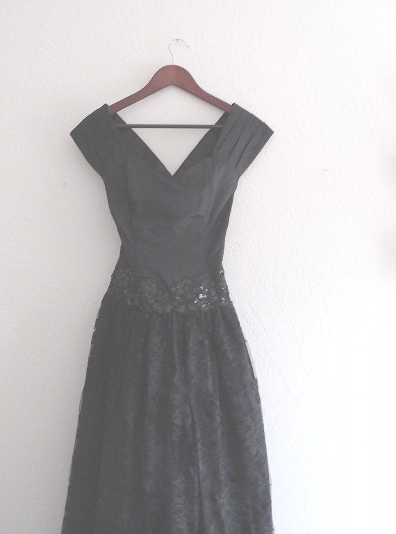 HollyWood Style Elegant Black Satin,Lace and sequin cocktail Prom Wedding Dress