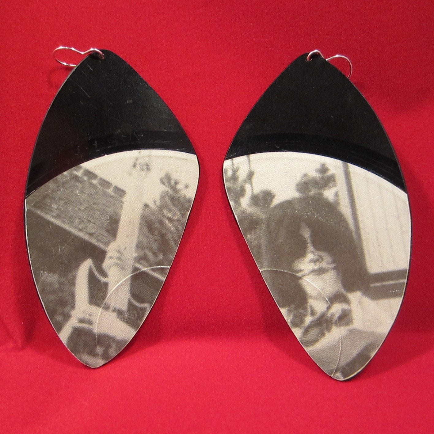 Vinyl Record Earrings: Kiss look alike