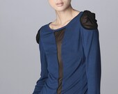 Twist Shoulder and Long Sleeves Contrast Top