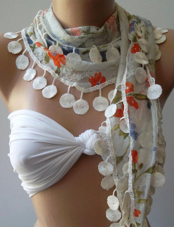 ON SALE Elegance Scarf /with Lace Edge.