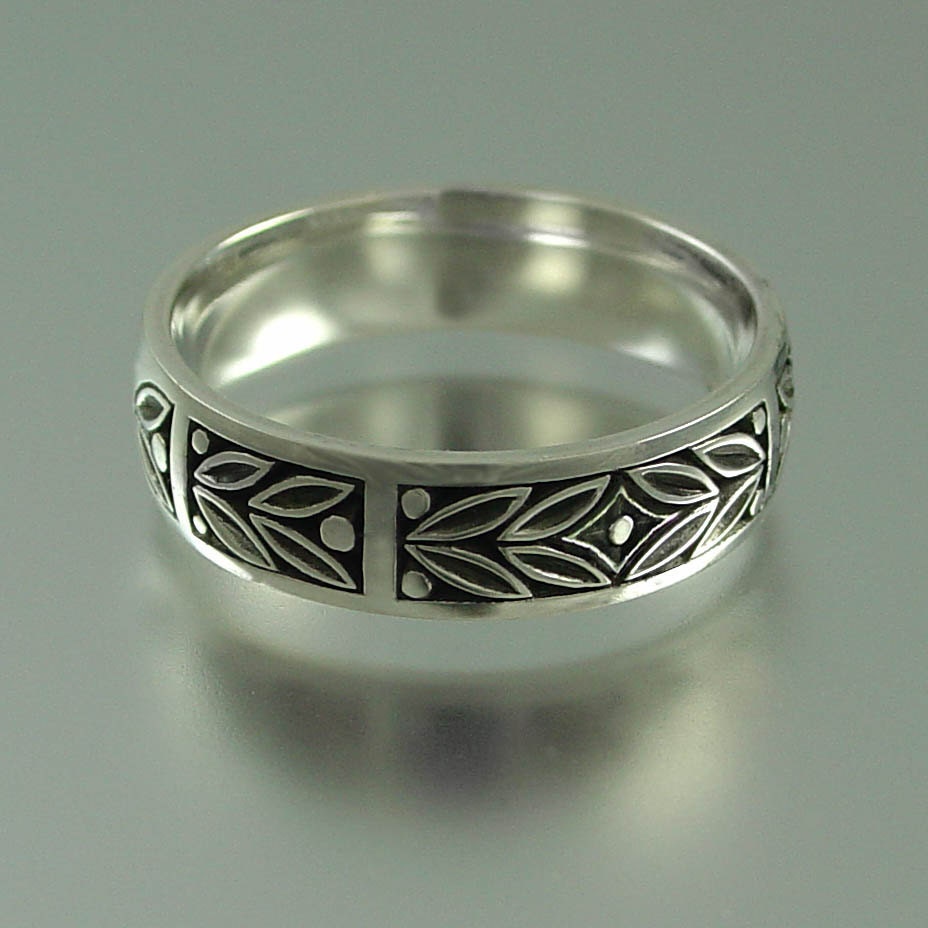 EVERGREEN LAUREL silver wedding band