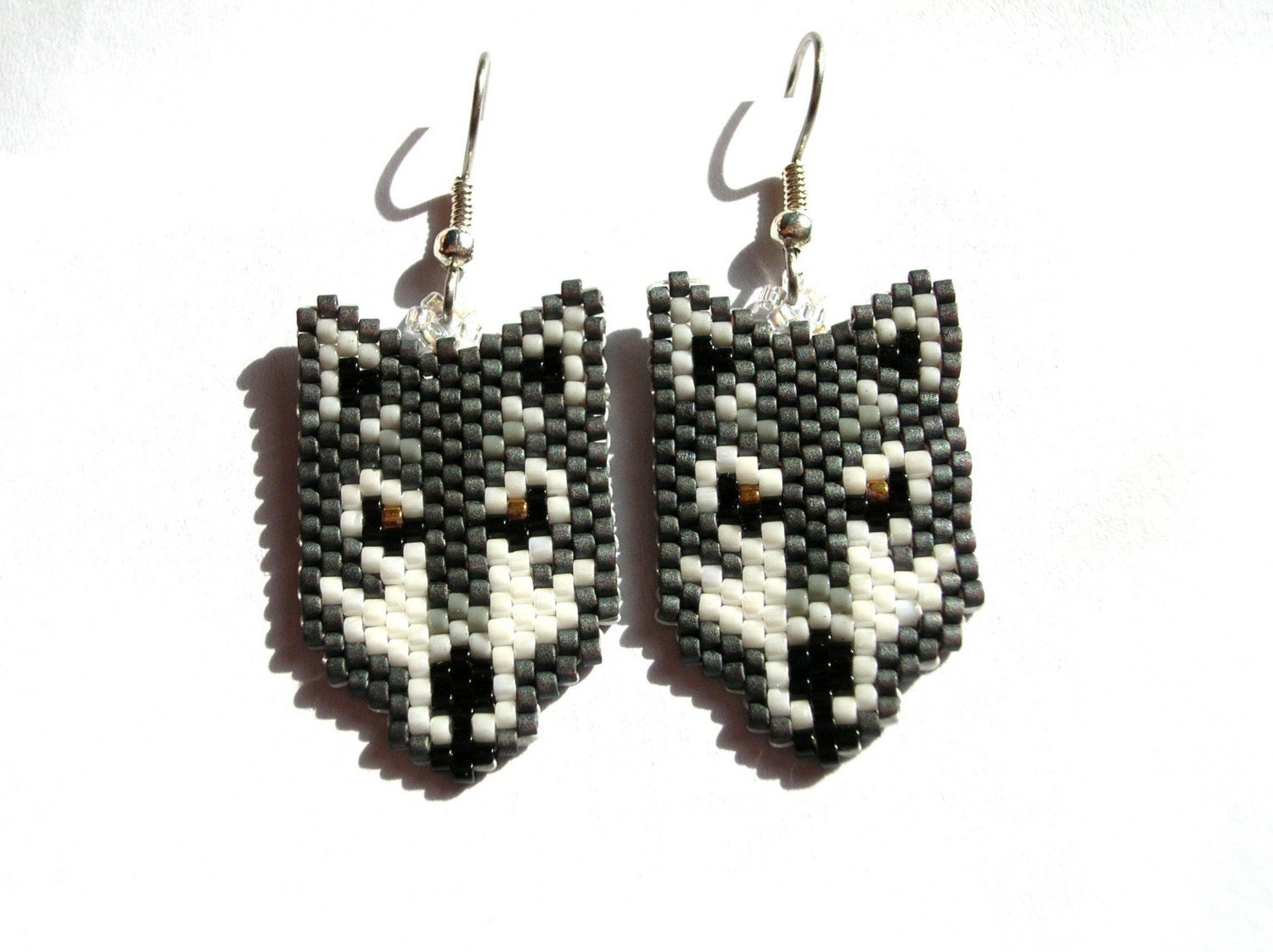 Beautiful Grey Wolf Seed Beaded Dangle Earrings with 24kt gold eyes