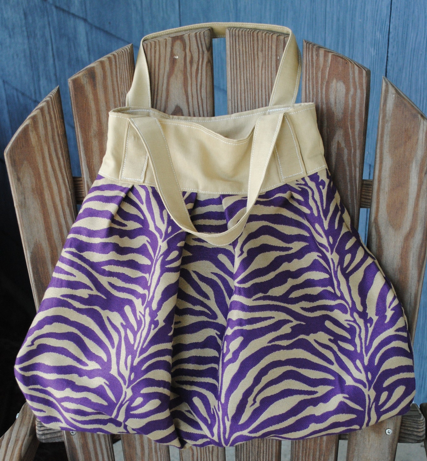 Large tote in purple zebra print