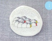 Village un jour de joie et jour de pluie - brooch / ring / pendant