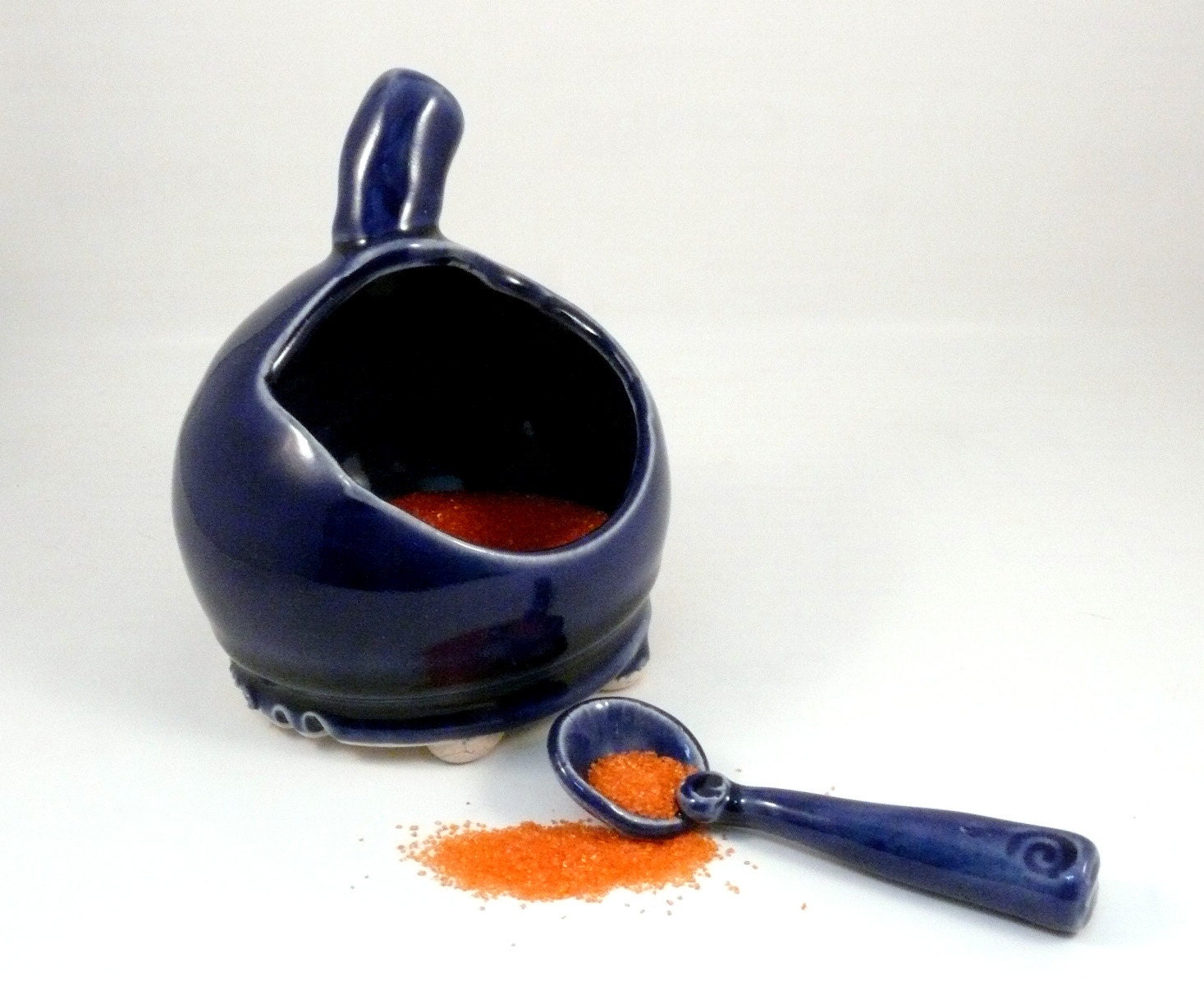 Salt cellar in cobalt blue - Handmade ceramic salt pig / French Salt Pig - Monaco Blue Keeper with spoon kitchen prep gadget