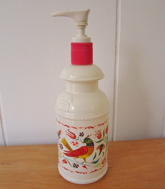 SALE vintage Avon lotion dispenser by vintagegoodies on Etsy