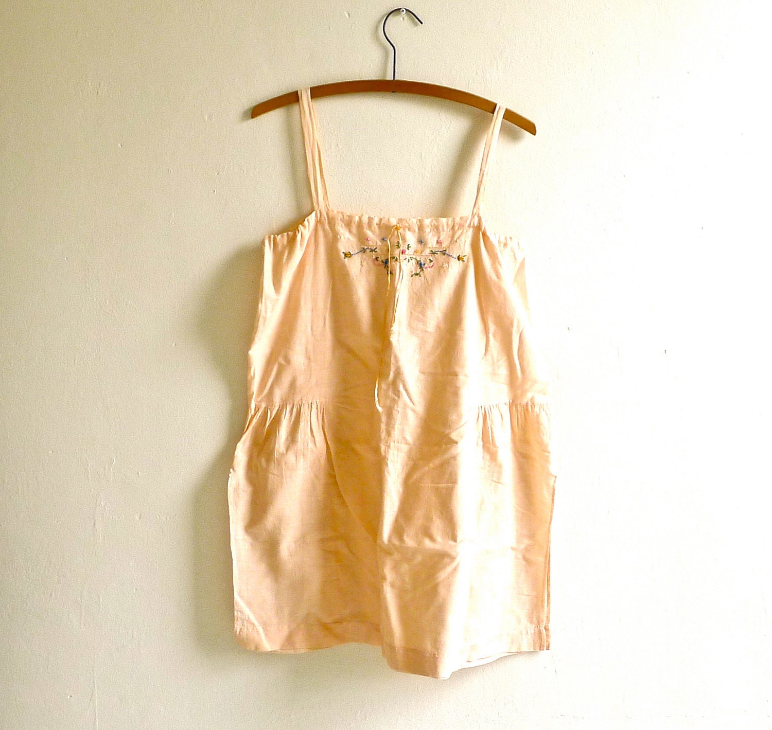 Vintage Peach 1920s Chemise