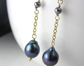Pear Pearl Earrings