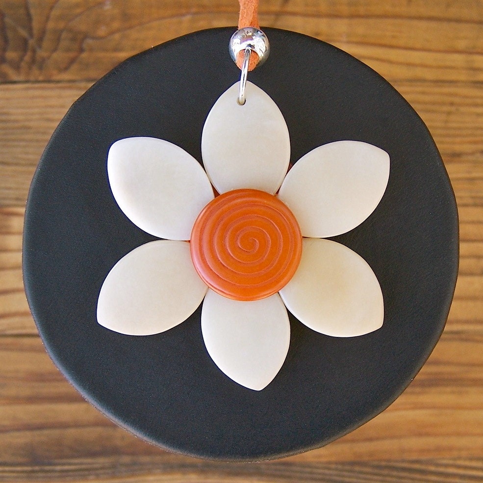 Flower Pendant - Orange 'n White Tagua Nut - Delighful Daisy
