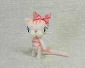 Tiny Strawberry Cupcake Kitty Made-To-Order