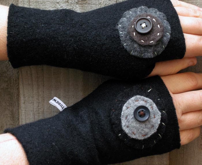 Wrist Warmers Short Fingerless Gloves- Black with Handstitched Circle