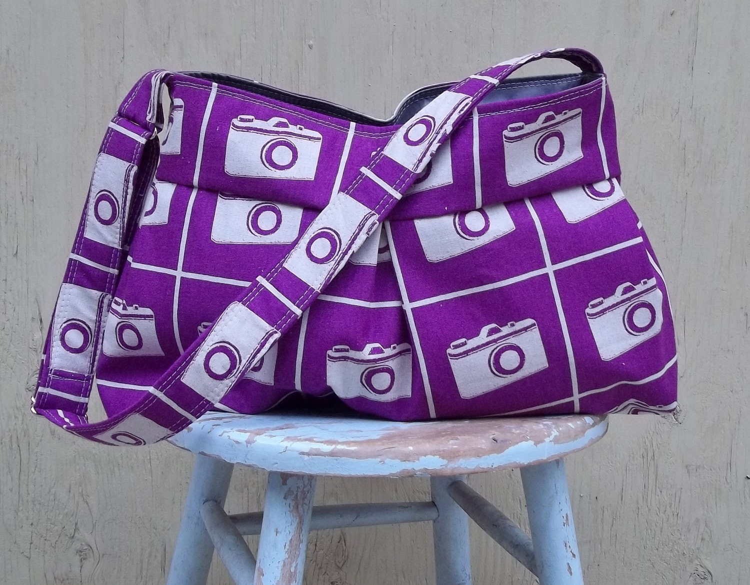 Vintage Camera Bag Turquoise, 3 Pockets, Key Fob, Adjustable Strap