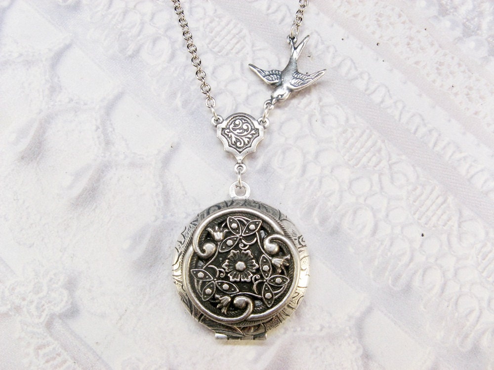 Silver Celtic Knot Locket Necklace - The ORIGINAL Silver CELTIC LOCKET  - Jewelry by BirdzNbeez -  Wedding Birthday Bridesmaids Gift