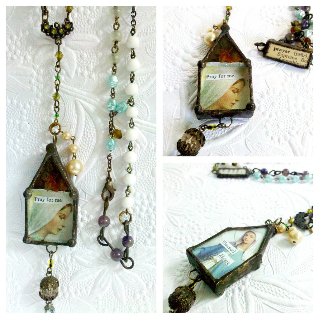 Madonna Rosary Necklace Mary Reliquary Our Blessed Mother Shrine Vintage Bead Chain Religious Assemblage Glass Mary Diorama Jewelry